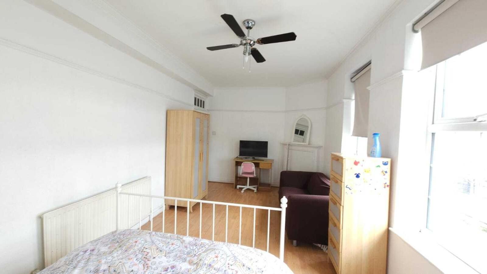 London Edgware Station Apartment 部屋 写真